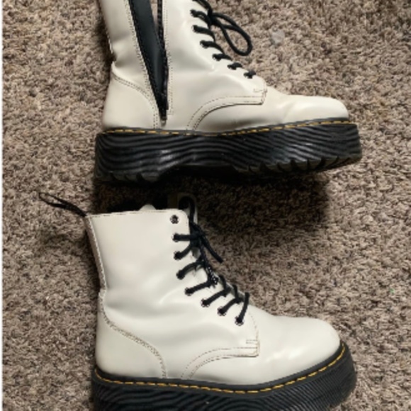 Size 7 Dr. Martens Jadon Platform Boots - Picture 7 of 14